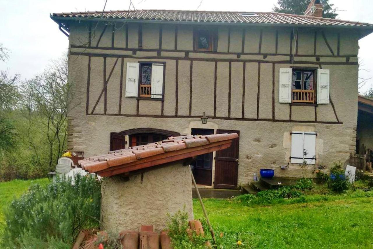 Maison Spacieuse A St Constant Fournoules Avec Jardin Saint-Constant Kültér fotó